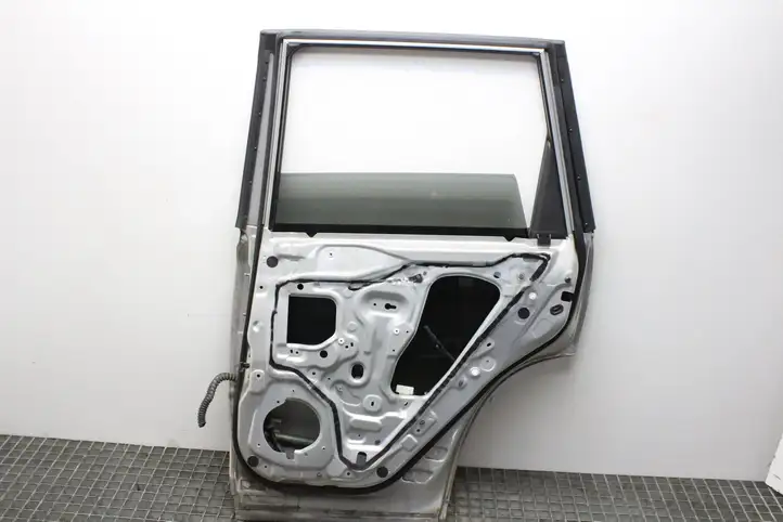 Nissan X-Trail T31 (2007 - 2014) Задняя дверь — фото 6