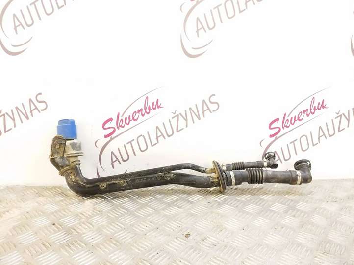 Audi A8 (2013 - 2017)  4H0131963B Трубка для заливки жидкости AdBlue