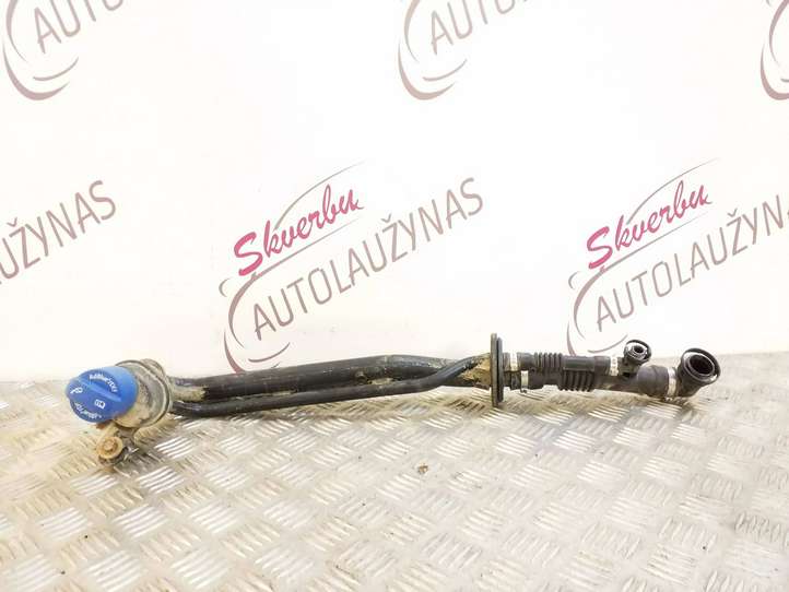 Audi A8 (2013 - 2017)  4H0131963B Трубка для заливки жидкости AdBlue