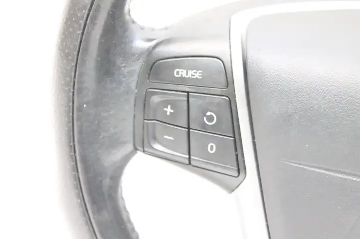 Volvo V70 (2007 - 2013) P31290167 Руль — фото 4