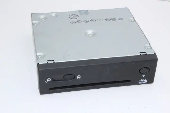 Land Rover Range Rover Sport L320 (2005 - 2009) 4621008318 CD/DVD чейнджер — фото 1