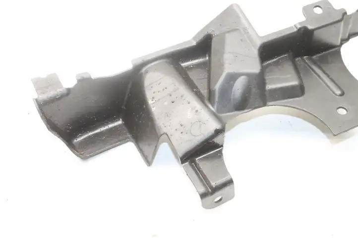 BMW X5 E70 (2006 - 2013) 7160237 Отделка лючка топливного бака — фото 3