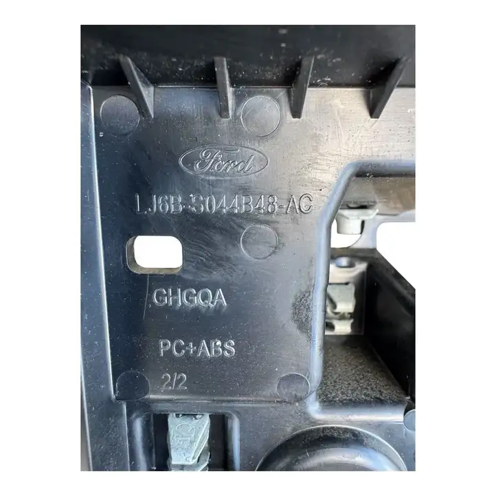Ford Escape IV (2020 - ) LJ16BS044B48AC Кронштейн блока Bluetooth — фото 4