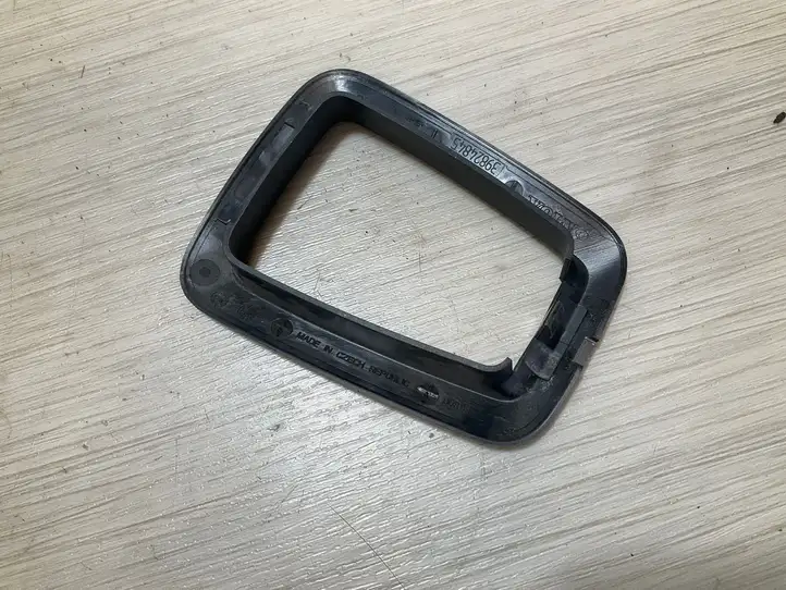 Volvo XC90 (2014 - 2019)  39824845 Другая деталь салона