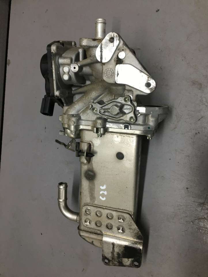 Audi A4 (2011 - 2015)  03L131512DN Охладитель EGR
