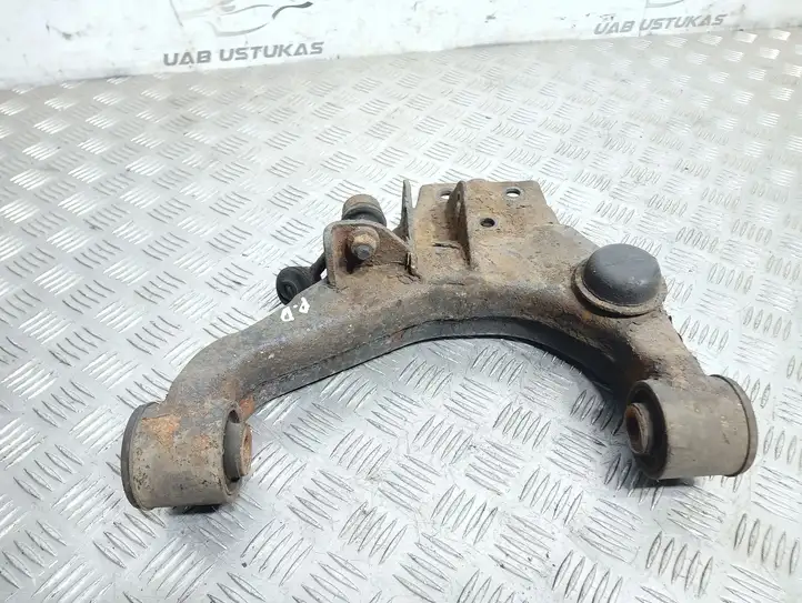 Kia Sorento (2002 - 2006)   Вилы