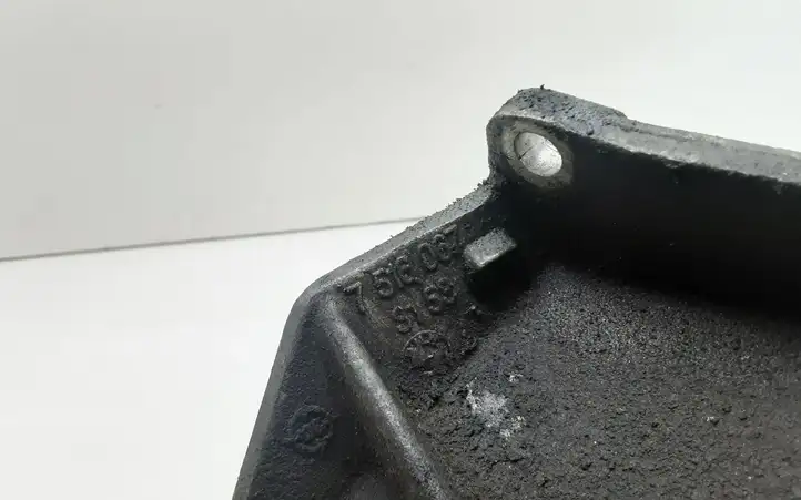 BMW X3 E83 (2003 - 2010) 7516067 Кронштейн подвесного подшипника — фото 3