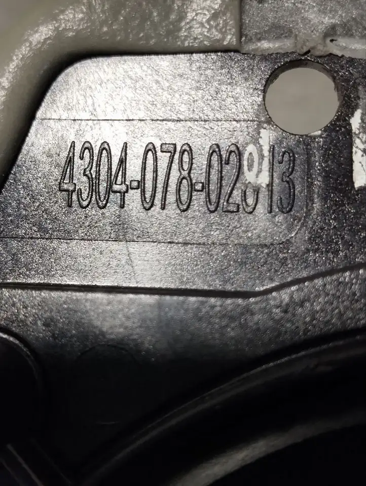 BMW 7 F01 (2008 - 2016) 9224869 Твитер задних дверей — фото 2