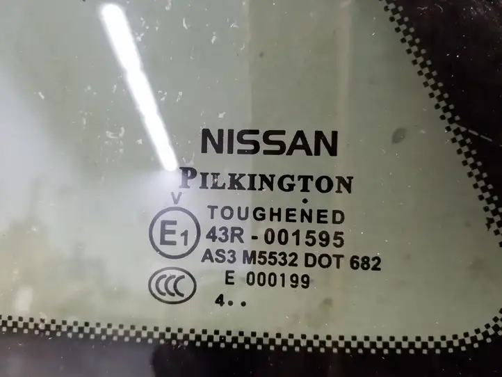 Nissan Qashqai (2013 - 2017) AS3 Заднее боковое стекло — фото 4