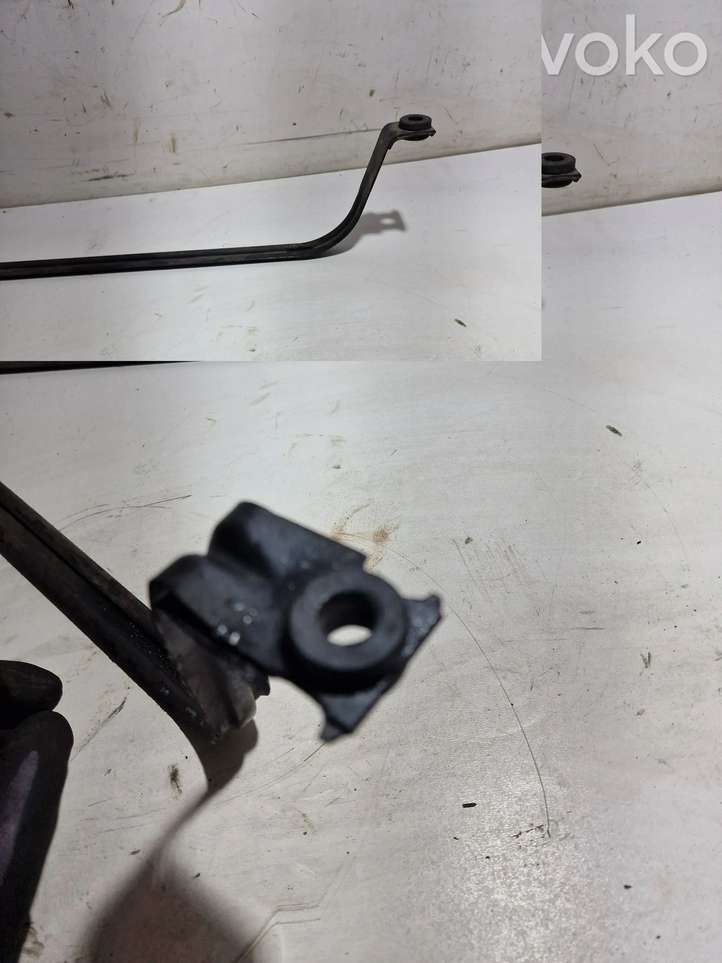 Audi Q7 (2009 - 2015)  4L0131639D Держатель бака с жидкостью AdBlue