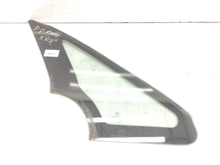Peugeot 1007 (2005 - 2009)  43R00048 Треугольное стекло в передней части кузова