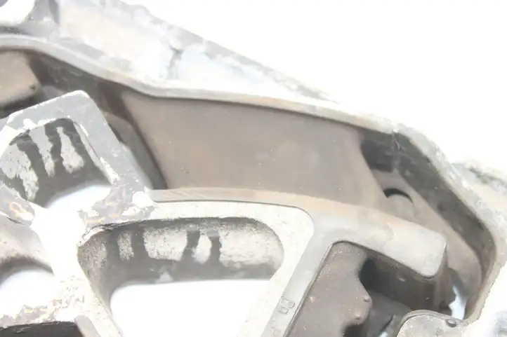 Ford Focus (2019 - ) Опора двигателя — фото 6