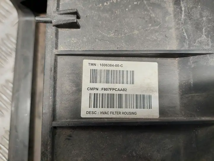 Tesla Model S (2012 - 2016) 100638400C Воздуховод салонного фильтра — фото 2