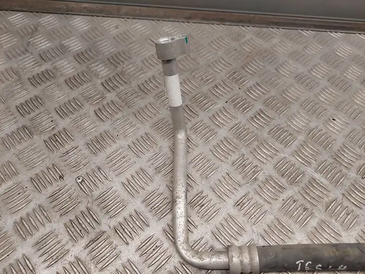 Tesla Model S (2012 - 2016) 100929300A Трубки и шланги кондиционера — фото 4