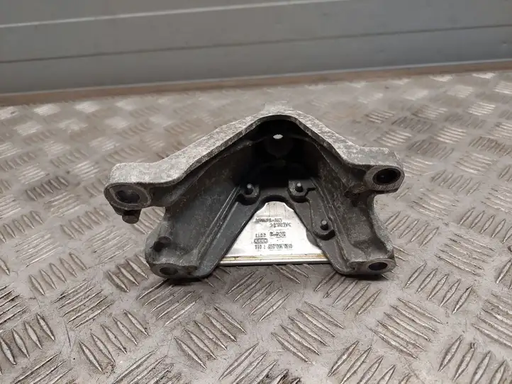 Audi S5 8T (2011 - 2016) 8K0199307BG Кронштейн двигателя — фото 3