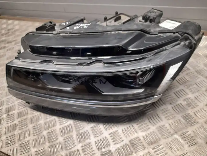 Volkswagen Tiguan (2016 - 2020) 5NL941081A Передняя фара — фото 3