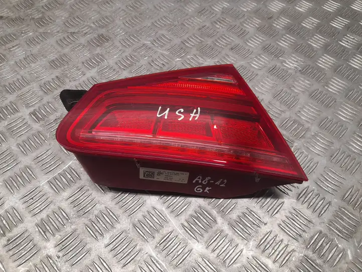Audi A8 S8 D4 4H (2010 - 2014) 4H0945093A Задний фонарь в крышке багажника — фото 1