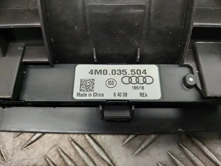 Audi Q7 4M (2015 - ) 4M1858431 Воздуховоды системы отопления/климатики — фото 3