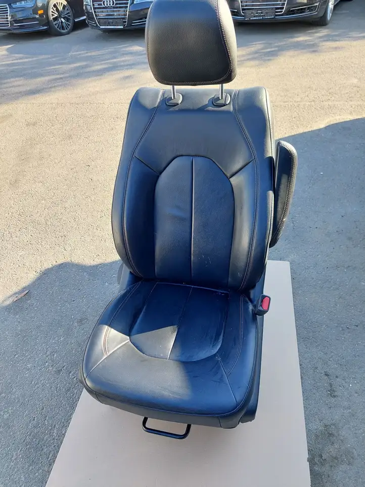 Chrysler Pacifica (2016 - ) 5RT20DX9AB Переднее сиденье пассажира — фото 1