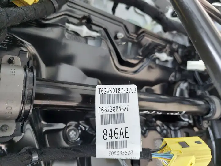 Chrysler Pacifica (2016 - ) 5RT20DX9AB Переднее сиденье пассажира — фото 8