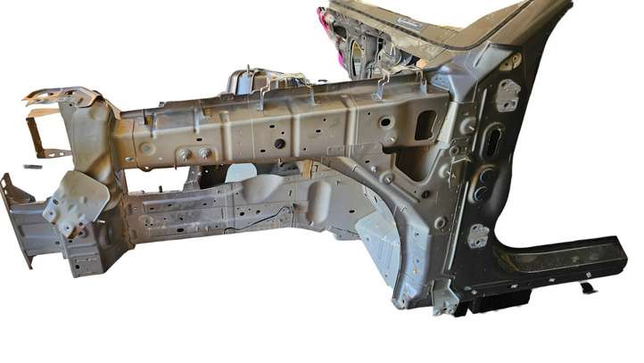 Jeep Cherokee (2017 - 2022)   Передняя четверть