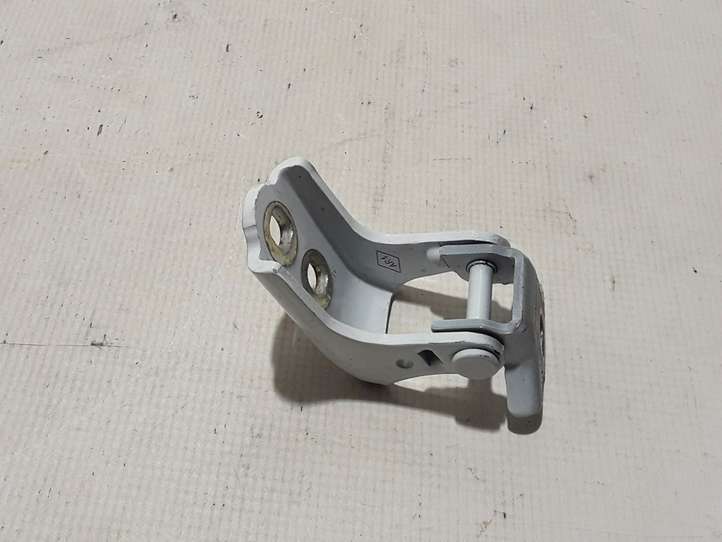 Renault Austral (2023 - )  804002809R Нижняя петля задней двери