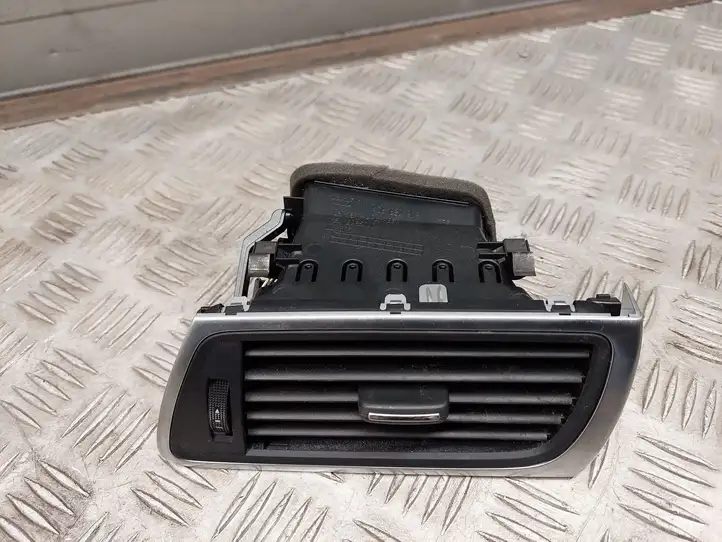 Audi A7 S7 4G (2010 - 2014) 4G8820902 Боковой воздушный дефлектор — фото 5