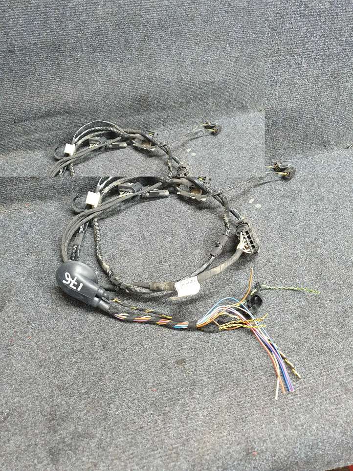 BMW 4 F32 F33 (2013 - 2017)  6841420 Другие детали системы AdBlue