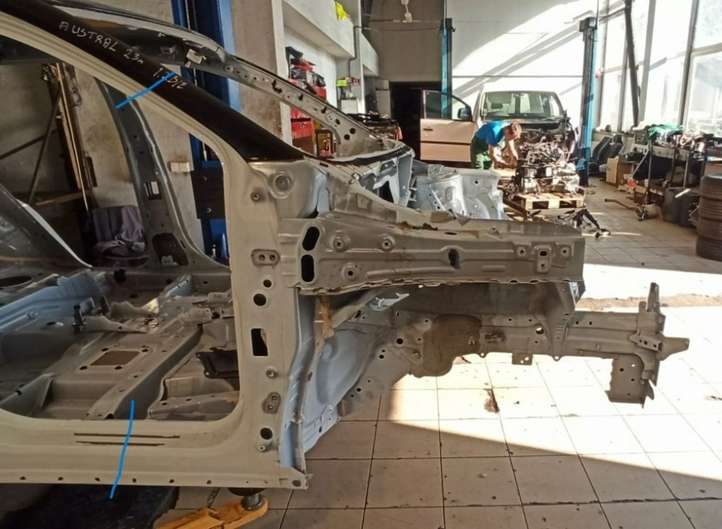 Renault Austral (2023 - )  641001485R Передняя четверть