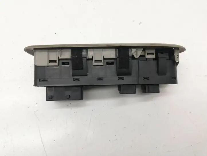 Citroen C5 (2008 - 2017) 96599975zw Кнопка стеклоподъемников — фото 2