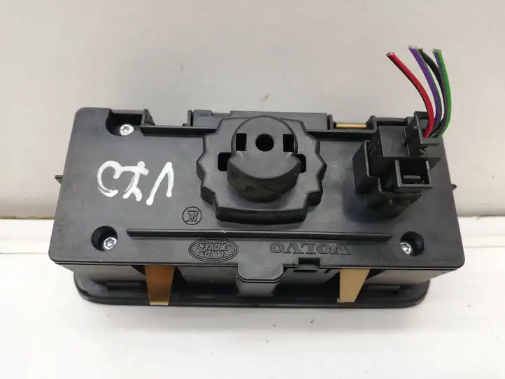 Volvo V70 (2007 - 2013) 30739415 Включатель фонарей — фото 3