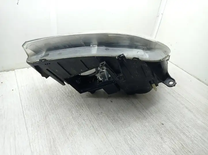 Citroen C5 (2004 - 2008) 89900413 Передняя фара — фото 6