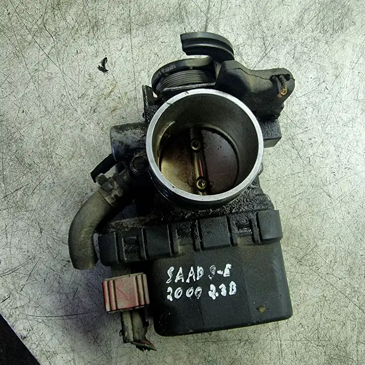 Saab 9-5 (1998 - 2005) 9188186 Дроссельная заслонка — фото 1