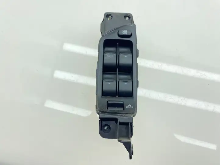 Subaru Outback (2007 - 2009) 83071AG05A Кнопка стеклоподъемников — фото 1