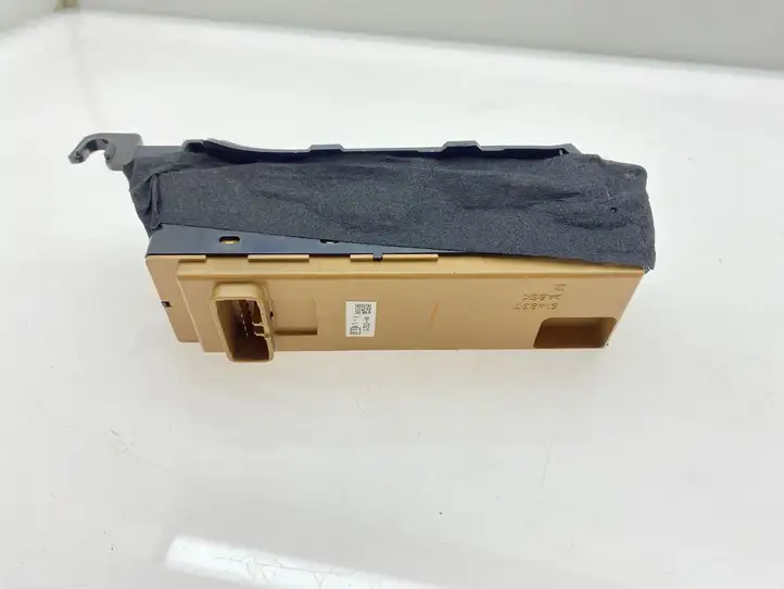 Subaru Outback (2007 - 2009) 83071AG05A Кнопка стеклоподъемников — фото 3