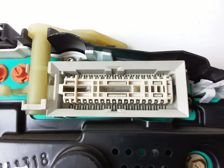 Opel Zafira A (1999 - 2003) 24419561HU Спидометр — фото 4