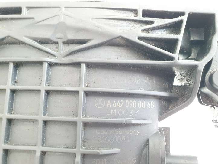 Mercedes-Benz E W212 (2009 - 2016)  A6420901142 Патрубок подачи воздуха в турбину 