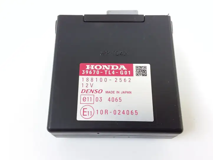Honda Accord (2008 - 2016) 1881002562 Блок управления парктрониками — фото 4