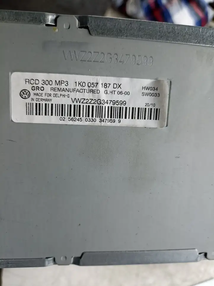 Volkswagen PASSAT B6 (2005 - 2010) 1K0057187DX Магнитола / мультимедийная система — фото 2