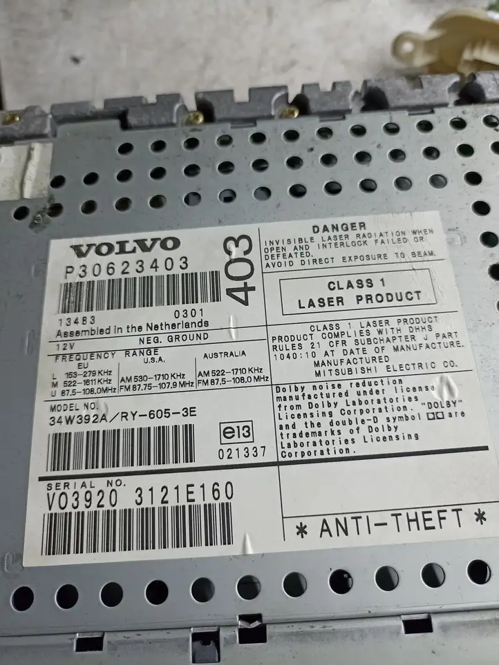 Volvo S40 (2004 - 2007) P30623403 Магнитола / мультимедийная система — фото 2
