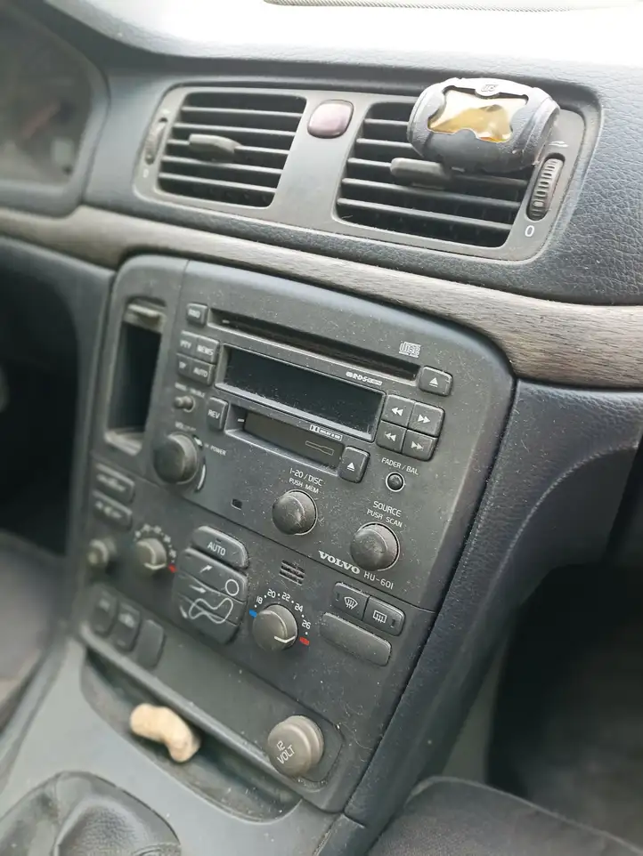 Volvo S80 (1998 - 2004) Магнитола / мультимедийная система — фото 1