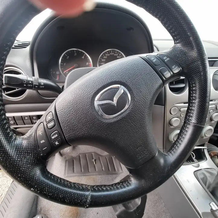Mazda 6 (2005 - 2007) Подушка безопасности руля — фото 1