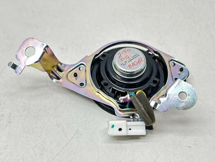 Toyota Land Cruiser (J150) (2009 - )  8615060210 Потолочный динамик