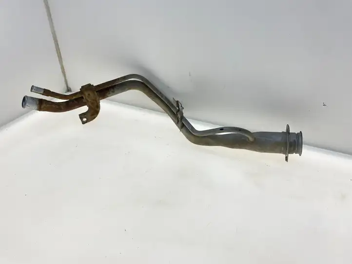 Subaru Outback (2003 - 2007) 42066AG011 Топливная наливная труба — фото 1