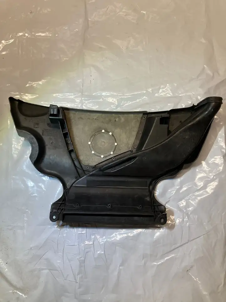 BMW 3 E46 (1998 - 2005) 1371-7787132 Крышка двигателя декоративная — фото 1