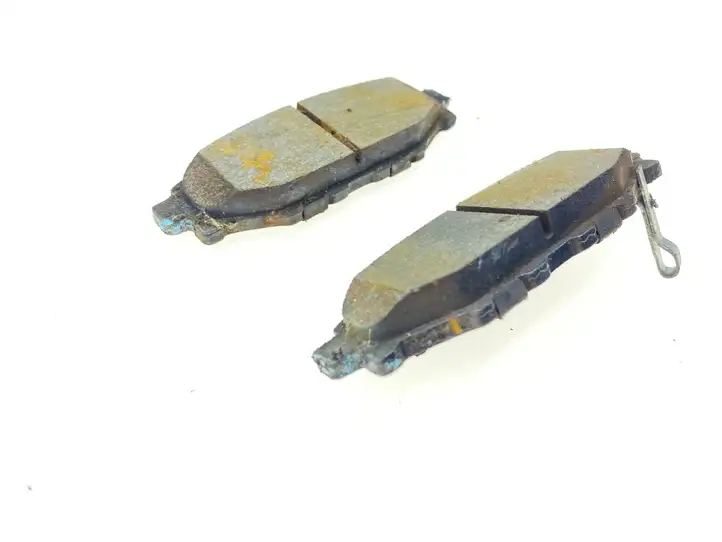 Subaru Outback (2003 - 2007) Задние тормозные колодки — фото 2