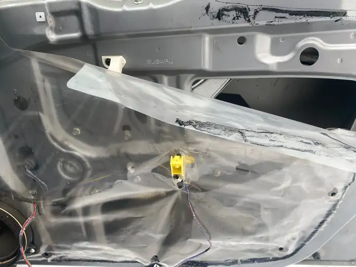 Subaru Outback (2007 - 2009) Дверь — фото 3
