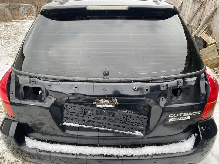 Subaru Outback (2003 - 2007) Крышка багажника — фото 1