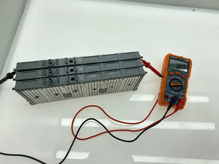 Lexus CT 200H (2010 - 2013) Аккумулятор гибридного / электрического автомобиля — фото 2