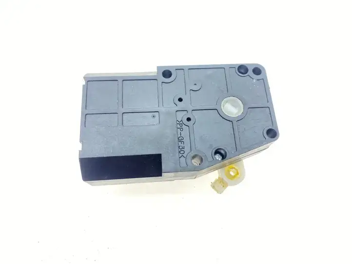 Subaru Forester SG (2006 - 2008) 5027522350 Двигатель задвижки потока воздуха — фото 2